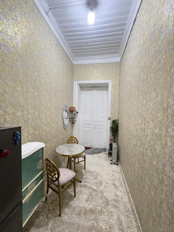 Satılır 1 otaqlı mənzil 40 m²