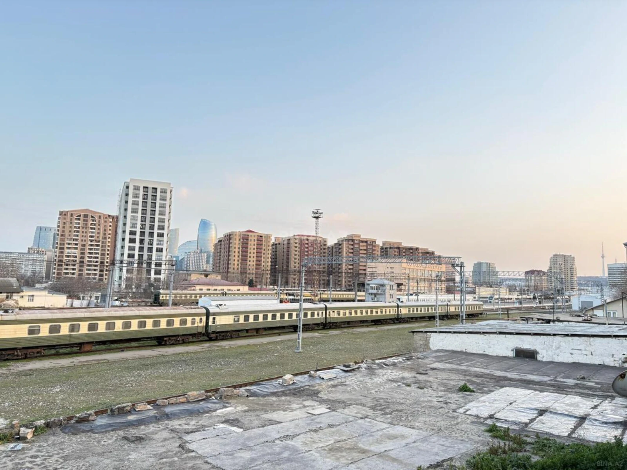 Satılır 1 otaqlı mənzil 40 m²