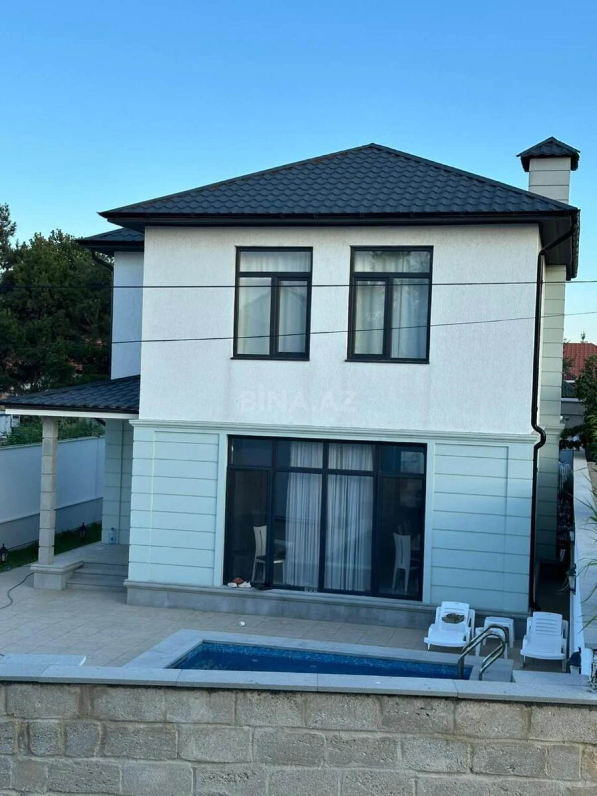 Kirayə verilir 4 otaqlı həyət evi 200 m²