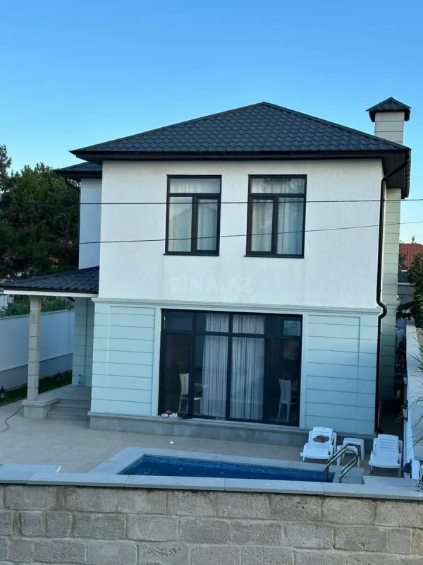 Kirayə verilir 4 otaqlı həyət evi 200 m²