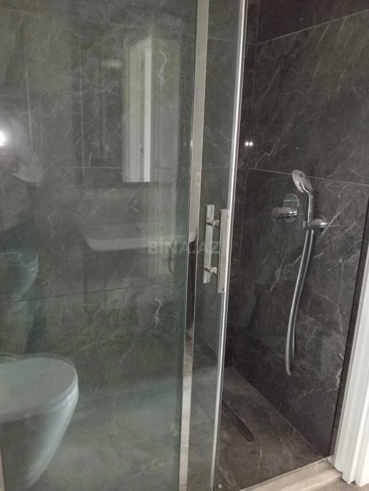 Satılır 3 otaqlı mənzil 99.7 m²