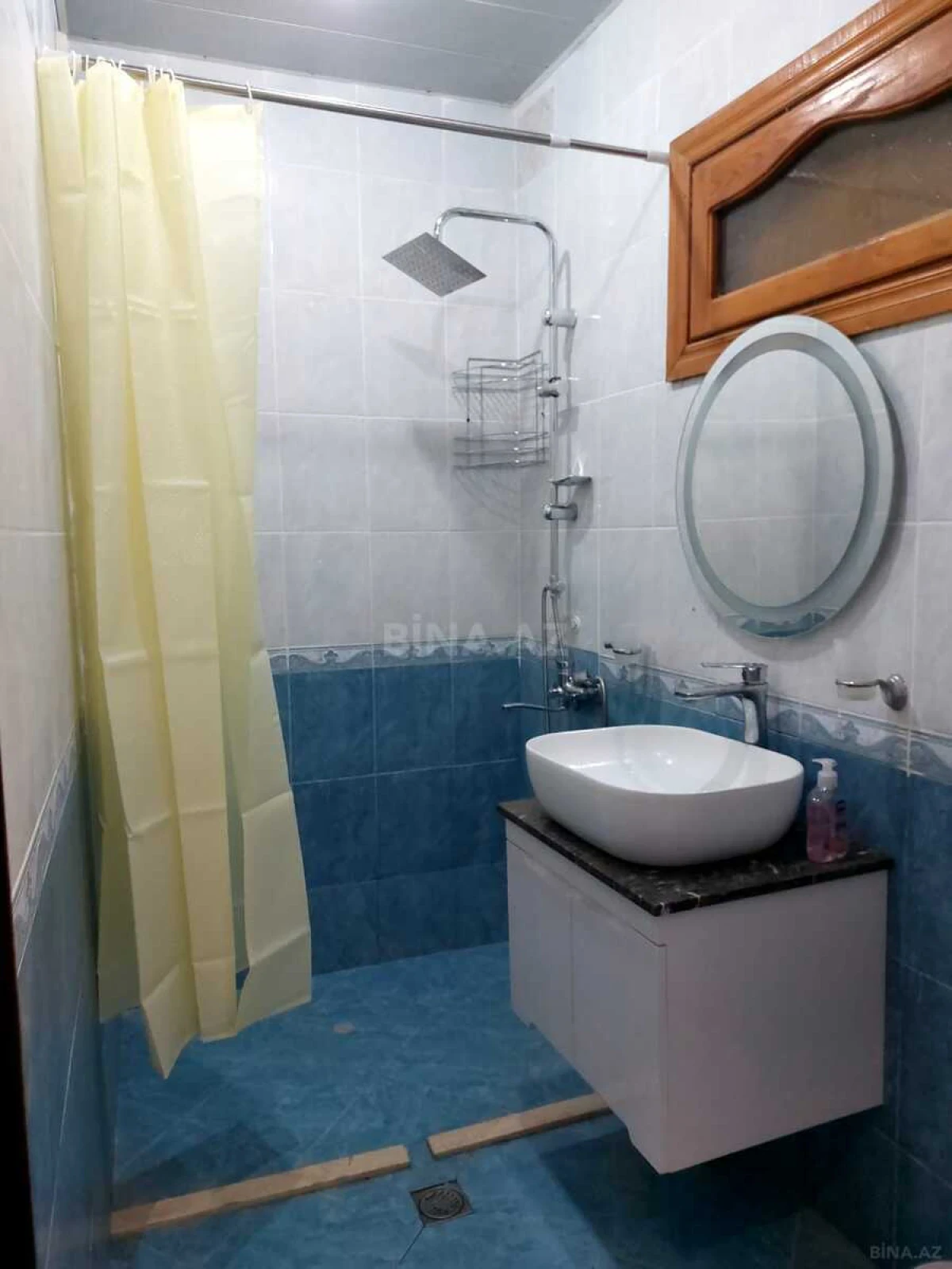 Kirayə verilir 2 otaqlı mənzil 65 m²
