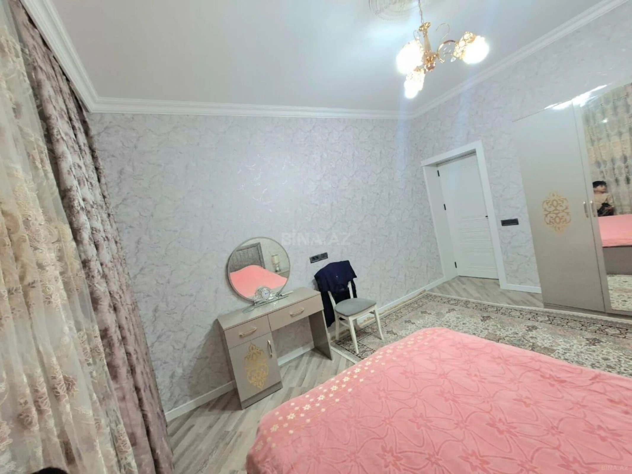 Kirayə verilir 4 otaqlı həyət evi 200 m²