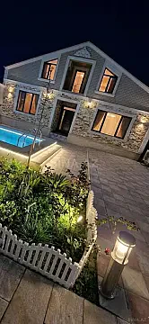 Kirayə verilir 4 otaqlı həyət evi 200 m²