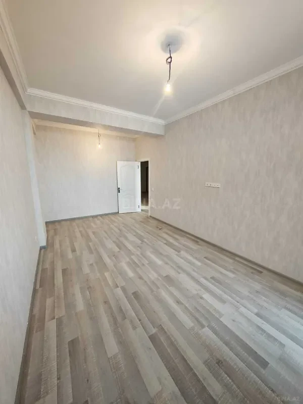 Satılır 2 otaqlı mənzil 88 m²