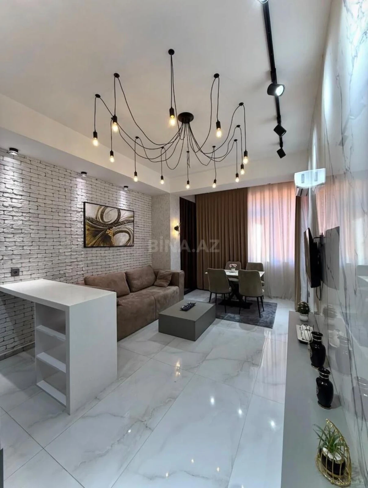 Kirayə verilir 2 otaqlı mənzil 70 m²