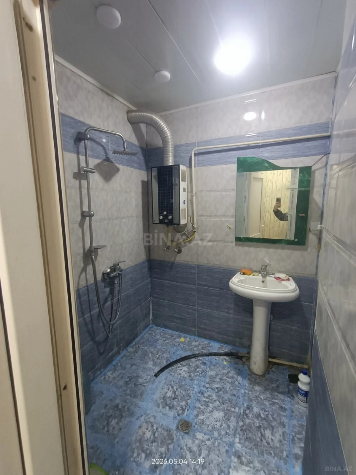 Kirayə verilir 4 otaqlı mənzil 105 m²