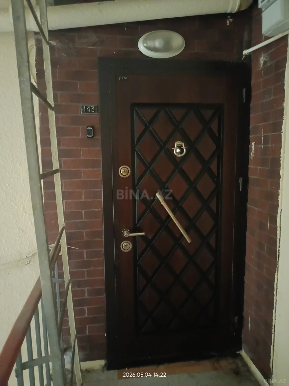 Kirayə verilir 4 otaqlı mənzil 105 m²