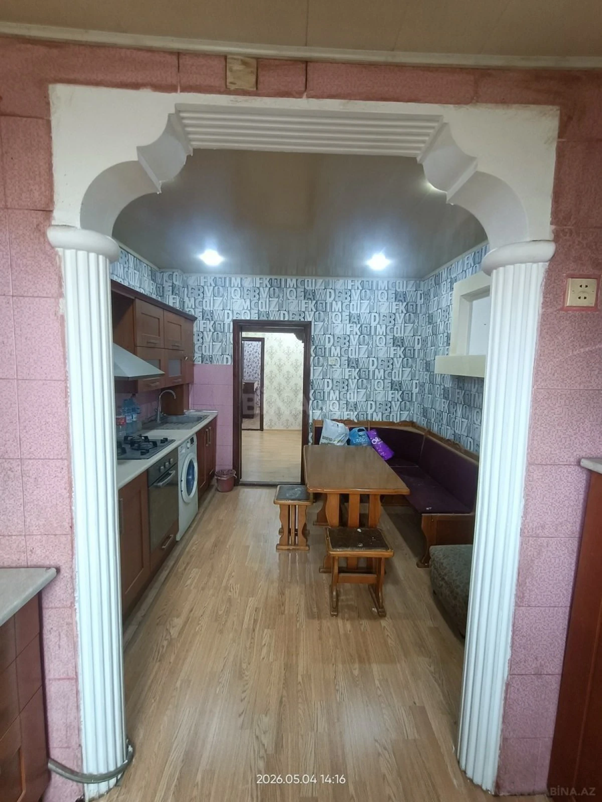 Kirayə verilir 4 otaqlı mənzil 105 m²