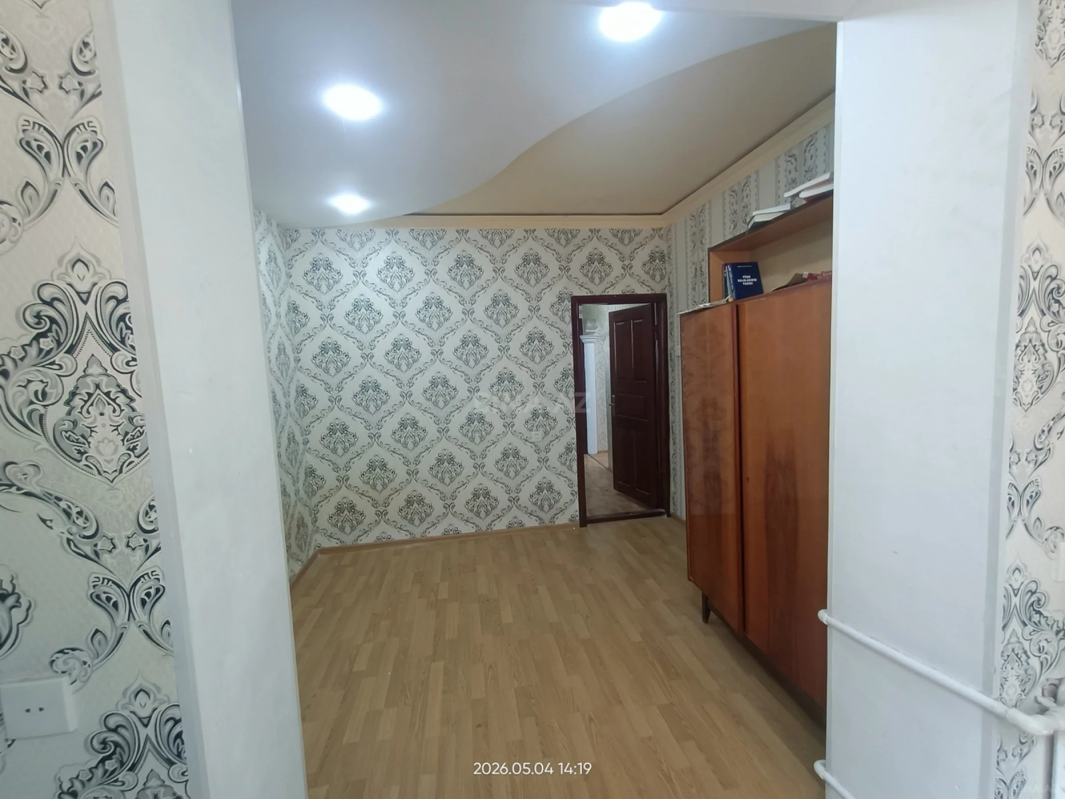 Kirayə verilir 4 otaqlı mənzil 105 m²