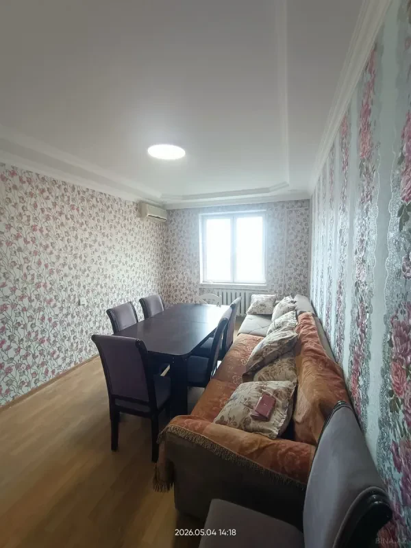 Kirayə verilir 4 otaqlı mənzil 105 m²