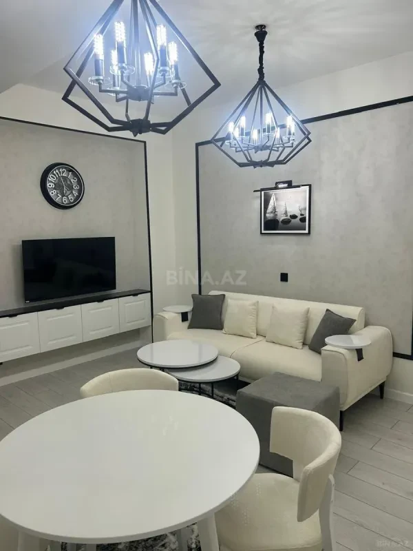 Satılır 2 otaqlı mənzil 62 m²