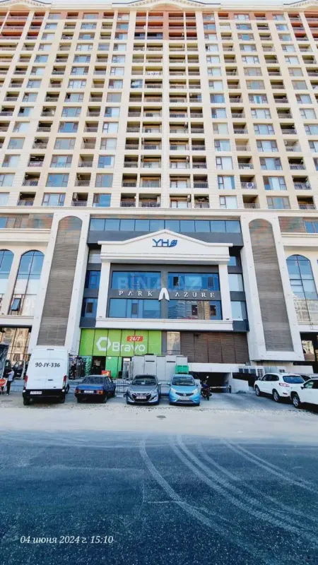Satılır 3 otaqlı mənzil 154 m²