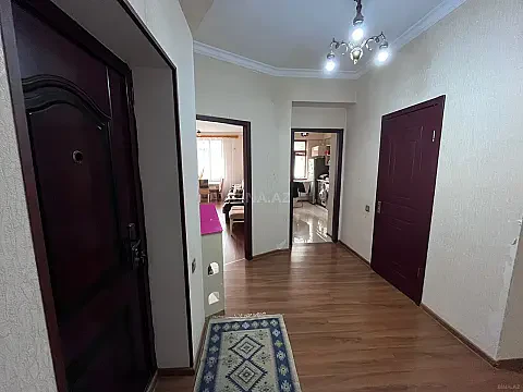 Satılır 2 otaqlı mənzil 70 m²