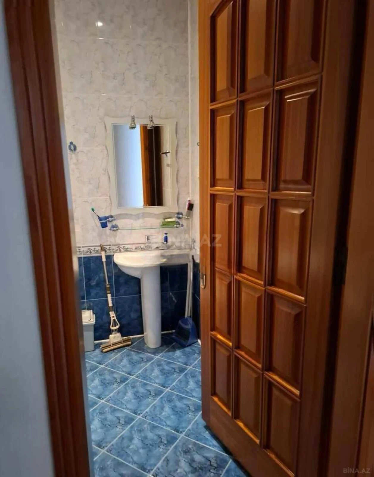 Kirayə verilir 2 otaqlı mənzil 70 m²