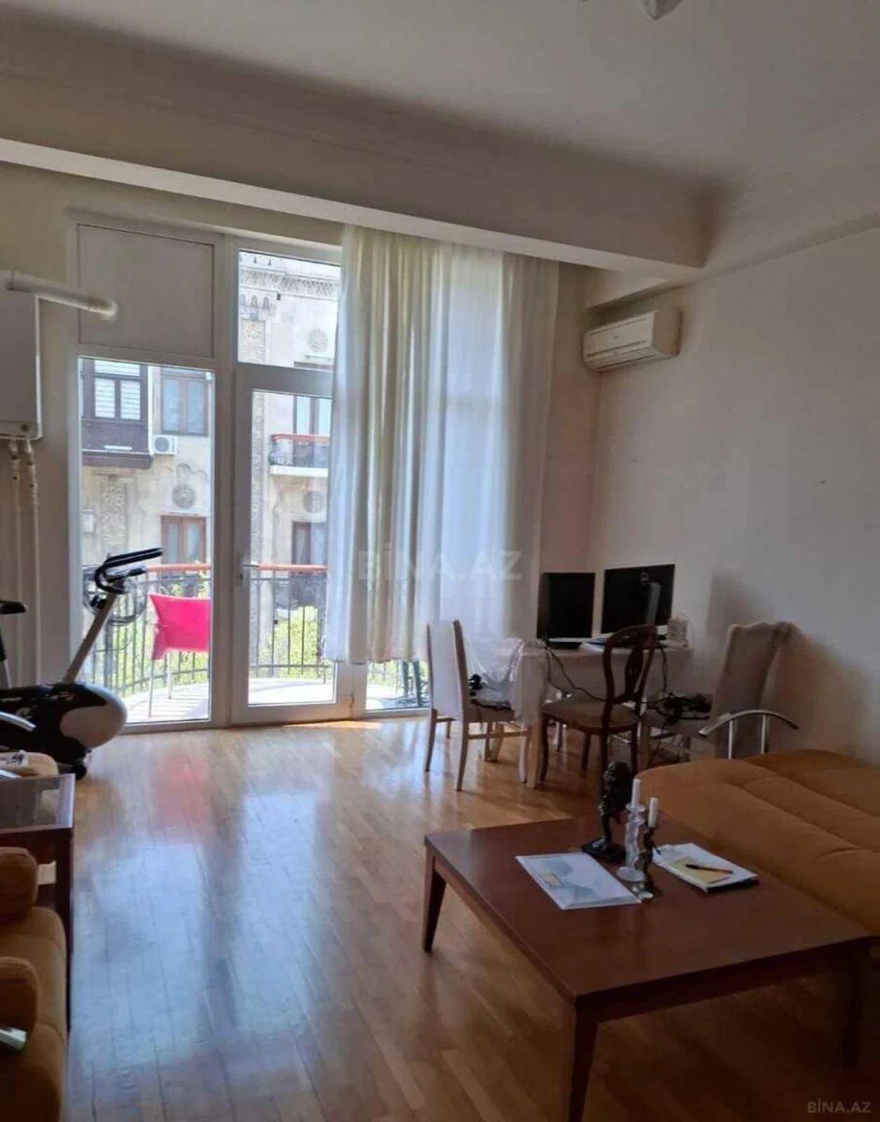 Kirayə verilir 2 otaqlı mənzil 70 m²