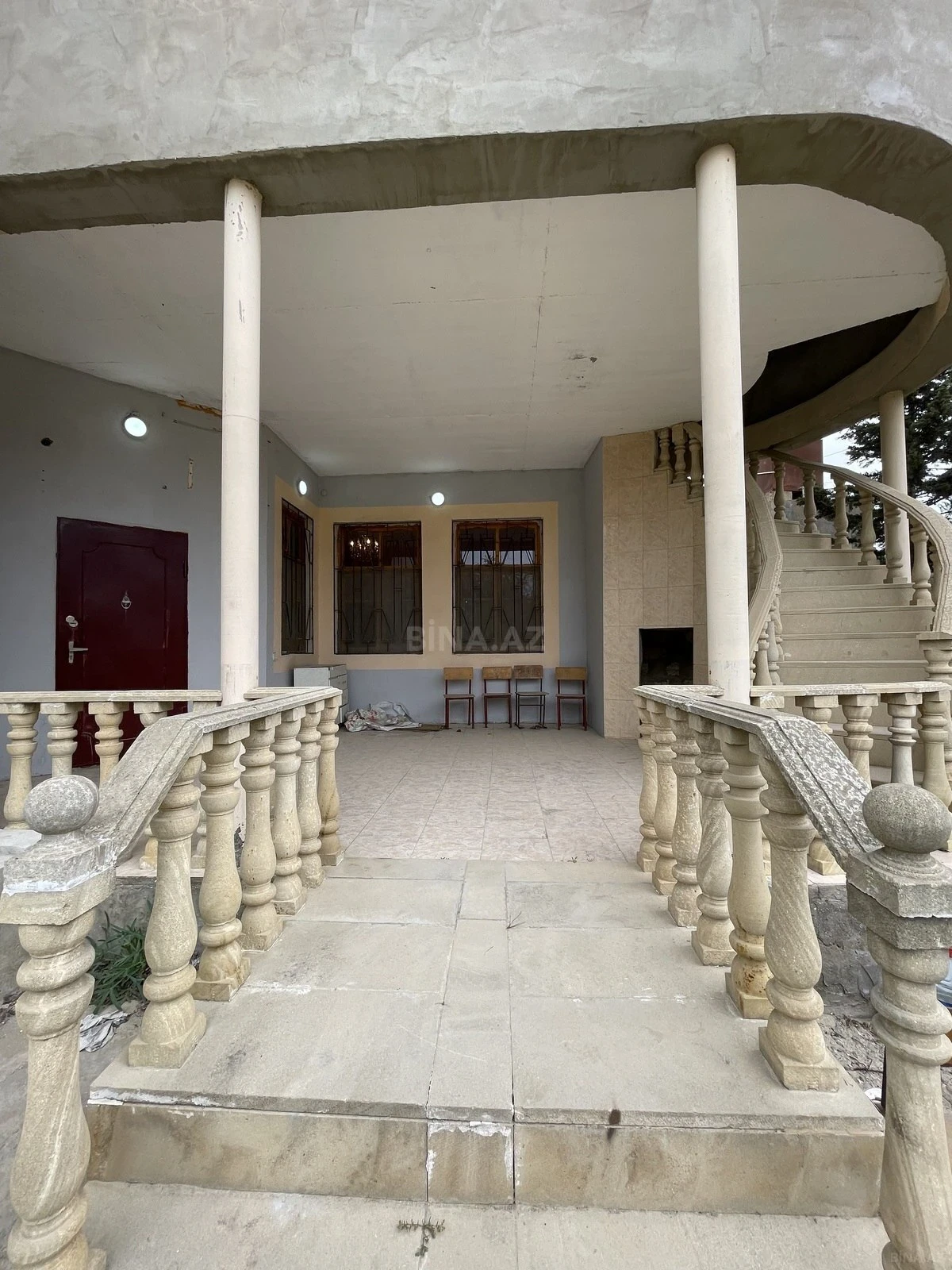 Satılır 6 otaqlı həyət evi 200 m²