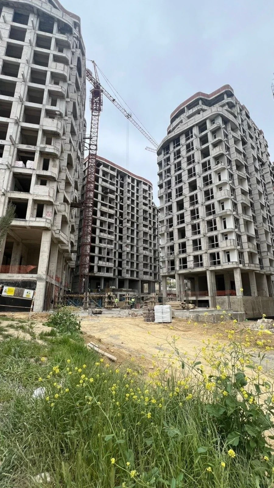Satılır 2 otaqlı mənzil 61 m²
