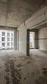 Satılır 2 otaqlı mənzil 61 m²
