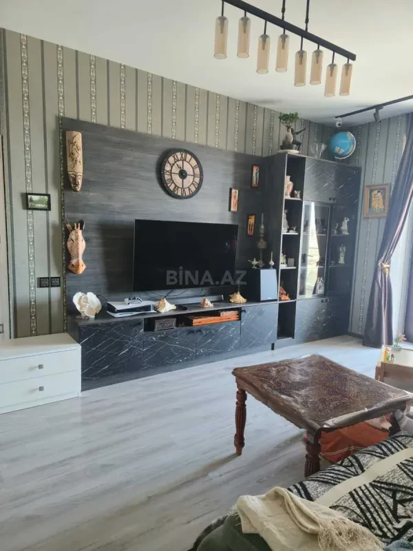 Satılır 2 otaqlı mənzil 68 m²