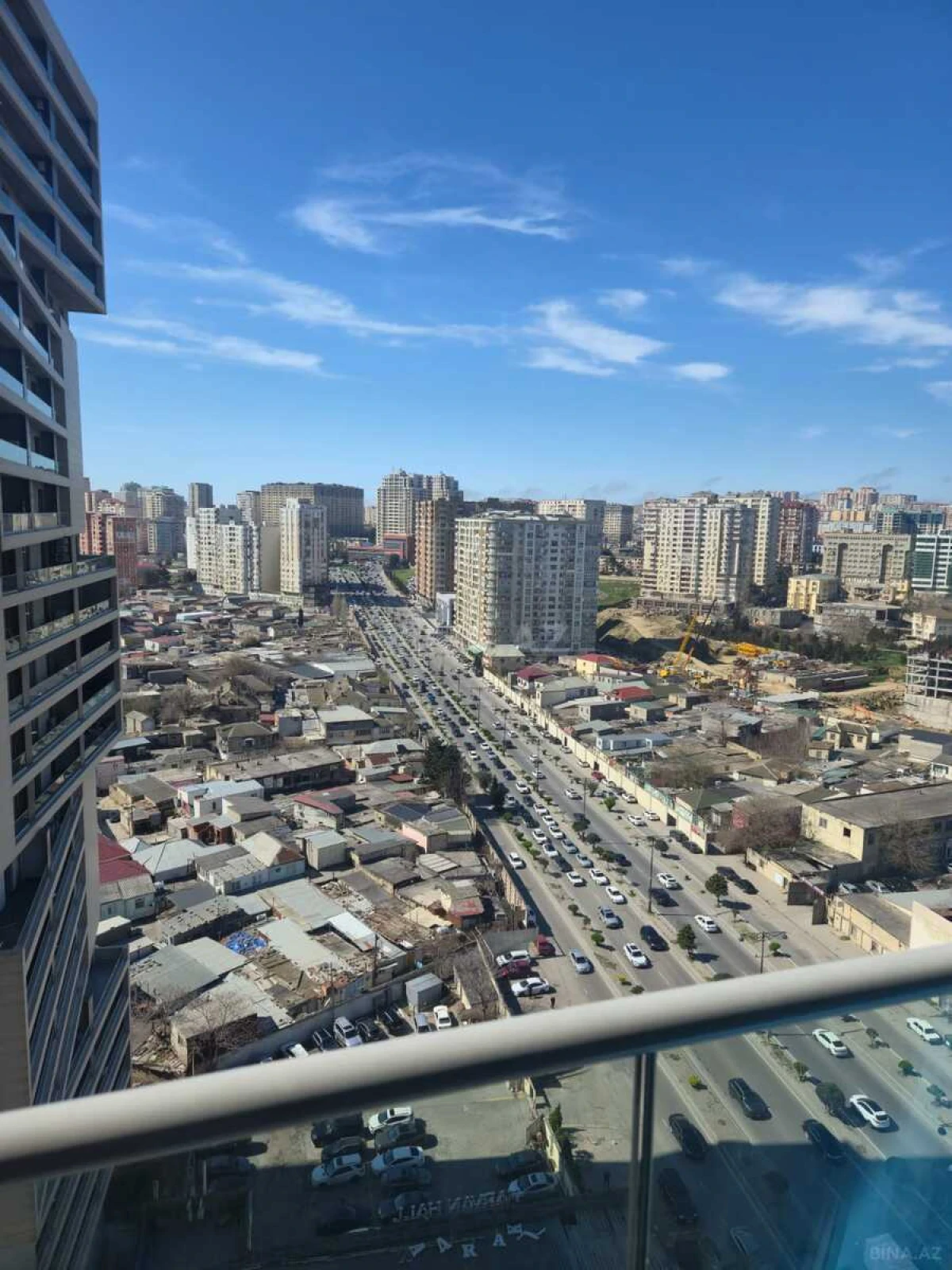 Satılır 2 otaqlı mənzil 68 m²