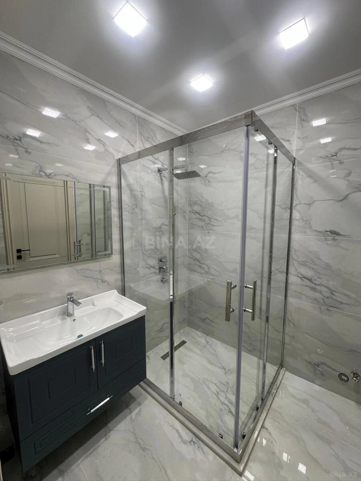 Satılır 2 otaqlı mənzil 80 m²