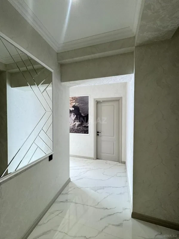 Satılır 2 otaqlı mənzil 80 m²