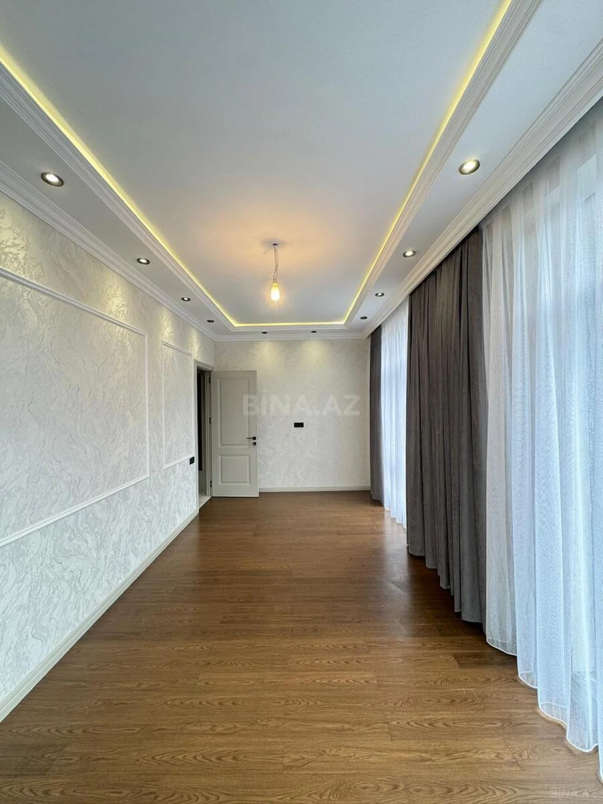 Satılır 2 otaqlı mənzil 80 m²