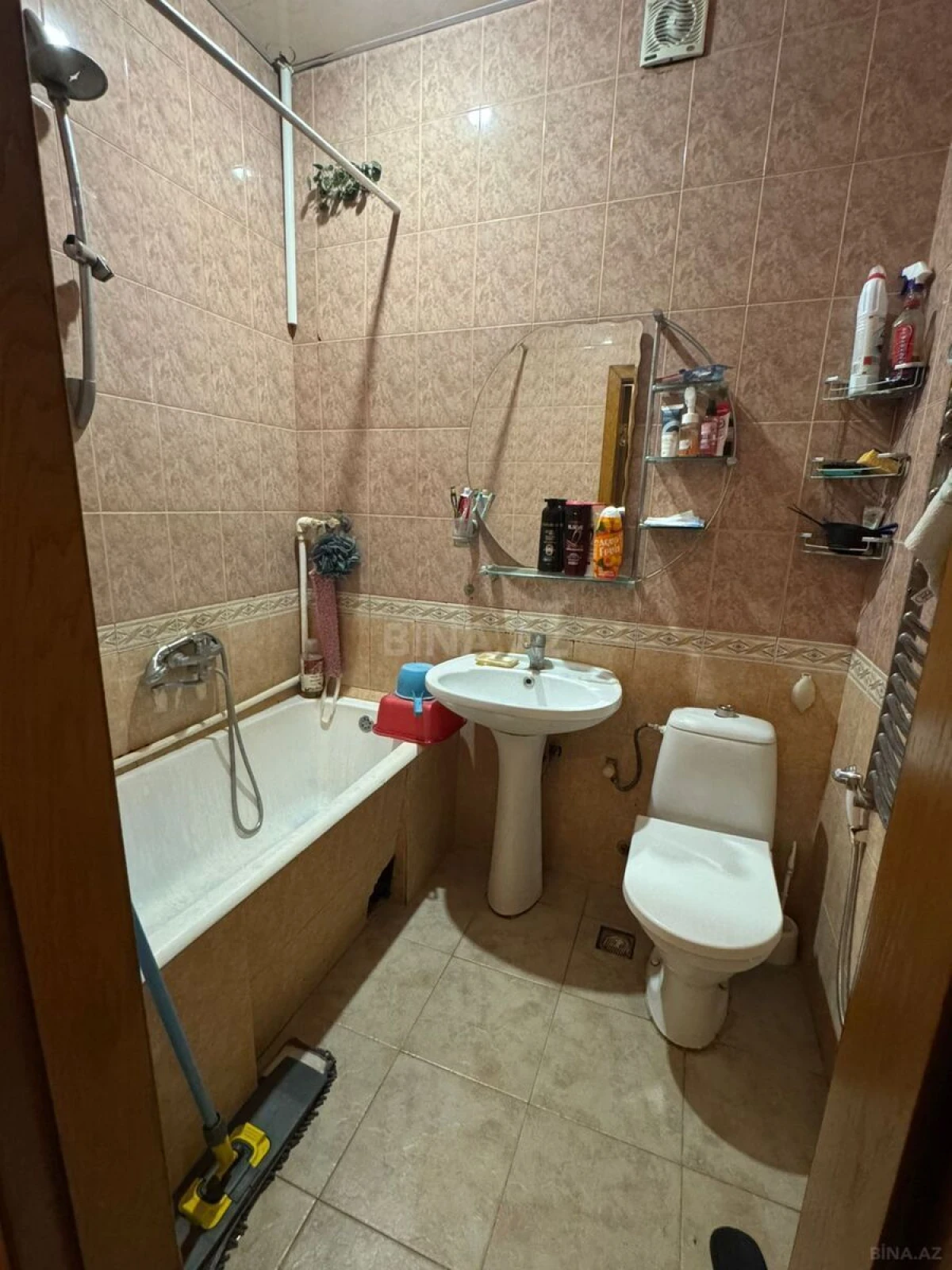 Satılır 3 otaqlı mənzil 60 m²