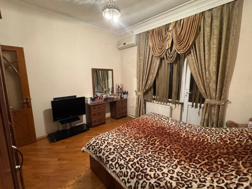 Satılır 3 otaqlı mənzil 60 m²