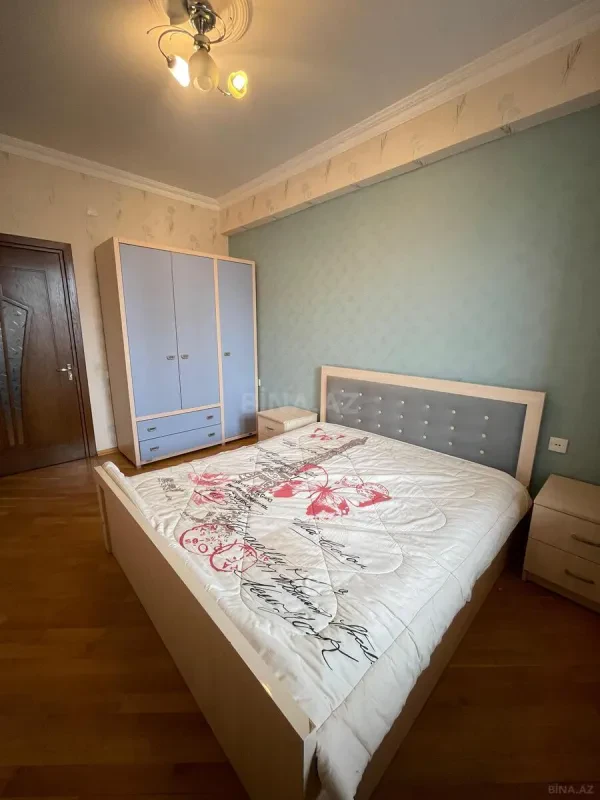 Satılır 3 otaqlı mənzil 120 m²