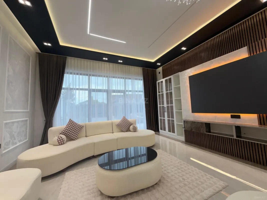 Satılır 4 otaqlı həyət evi 230 m²