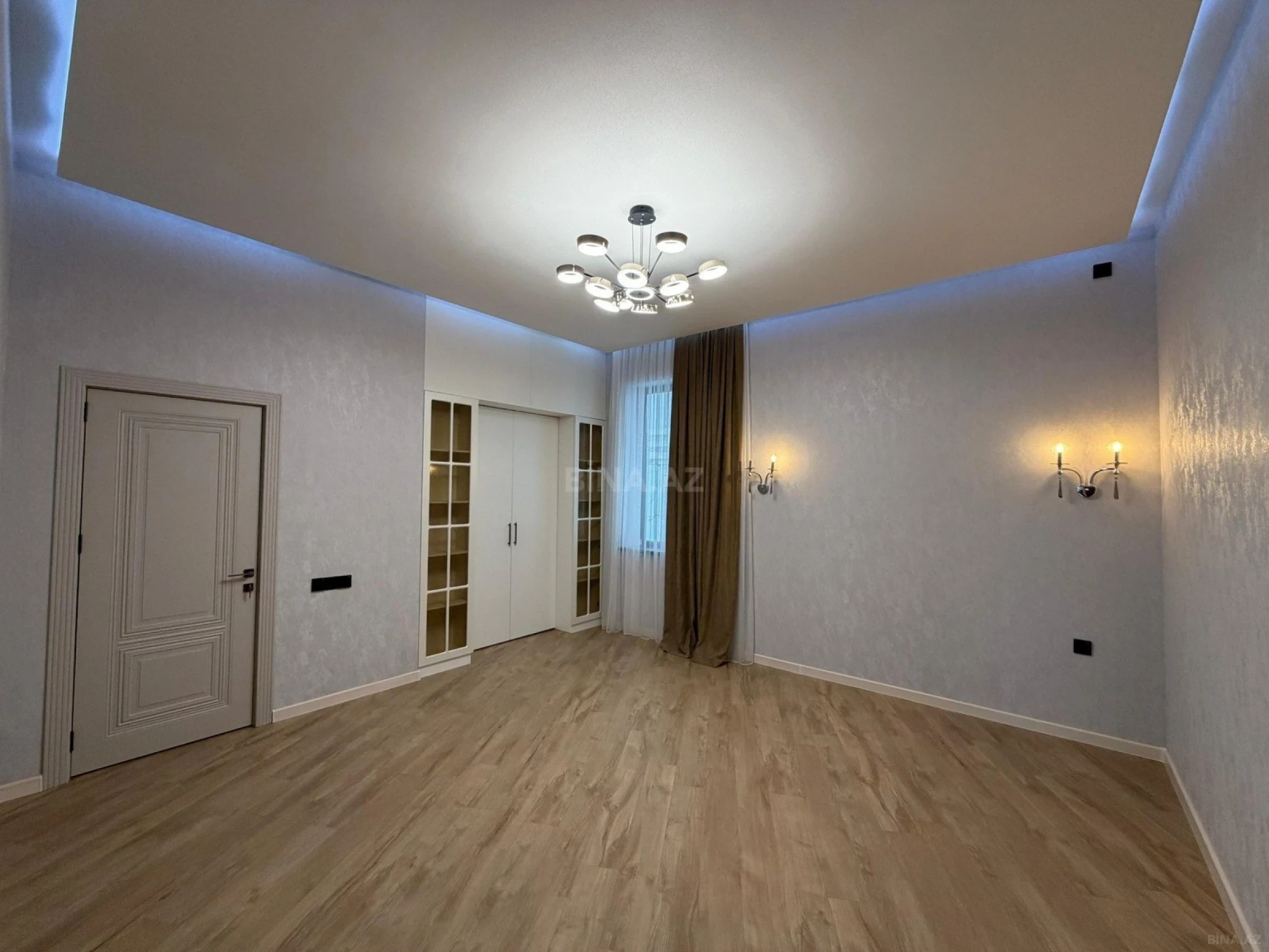 Satılır 4 otaqlı həyət evi 230 m²