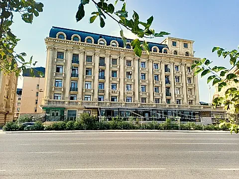Satılır 4 otaqlı mənzil 130 m² — Bakı, Bayıl 4 otaq 130.00 m²