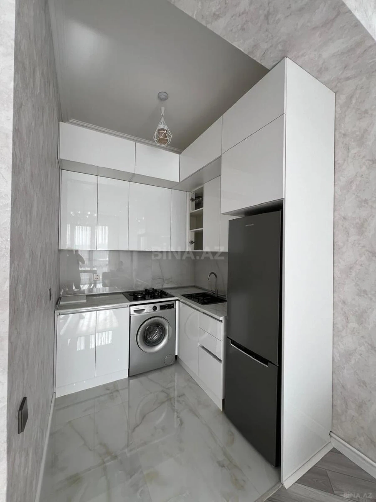 Kirayə verilir 2 otaqlı mənzil 50 m²