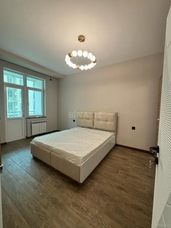 Kirayə verilir 2 otaqlı mənzil 65 m²