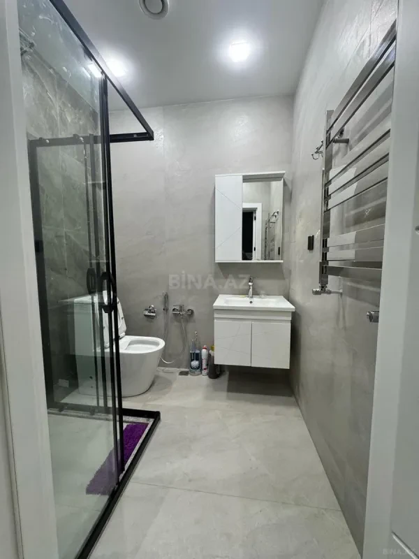 Kirayə verilir 2 otaqlı mənzil 65 m²