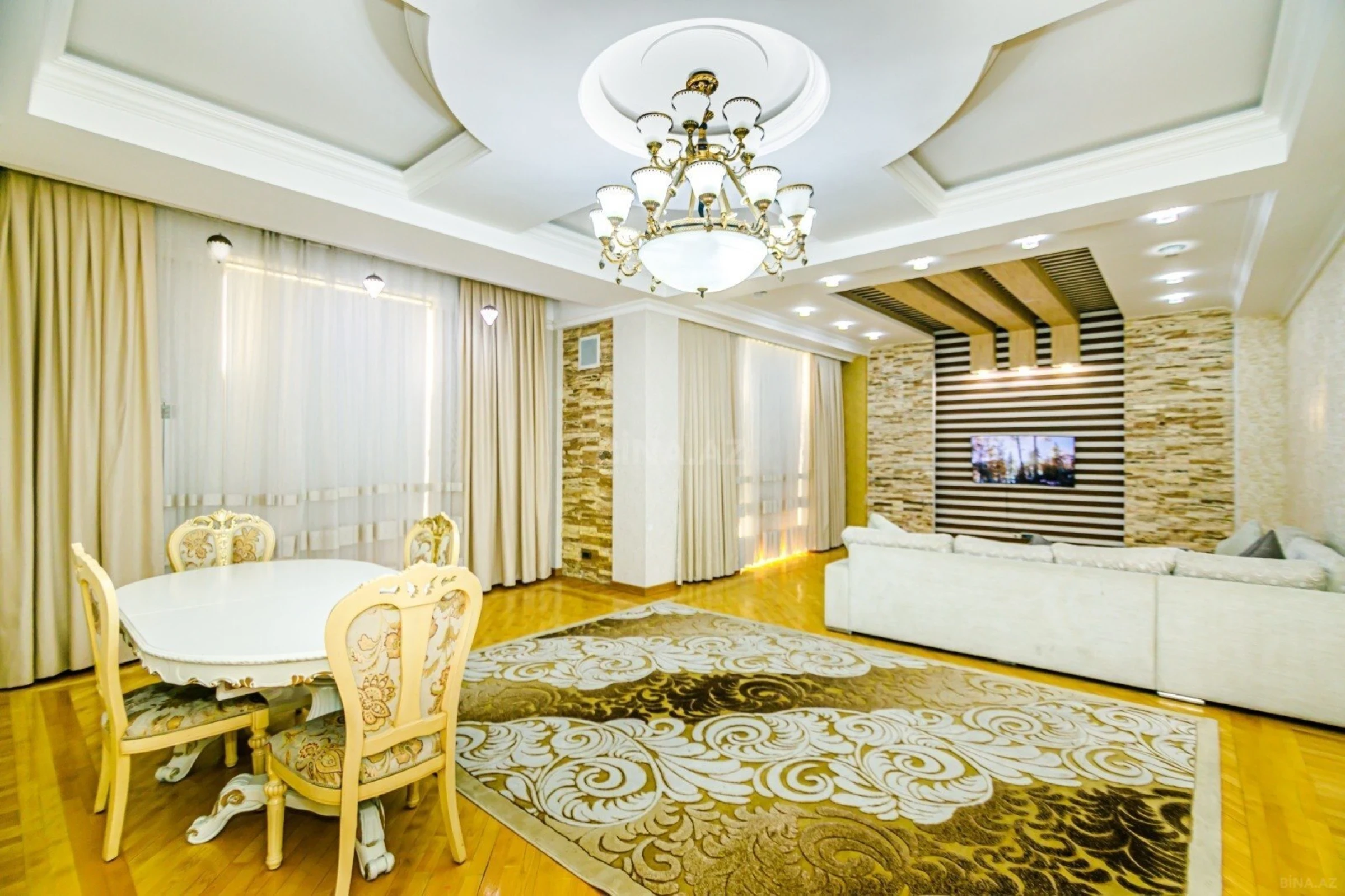 Kirayə verilir 6 otaqlı həyət evi 250 m²