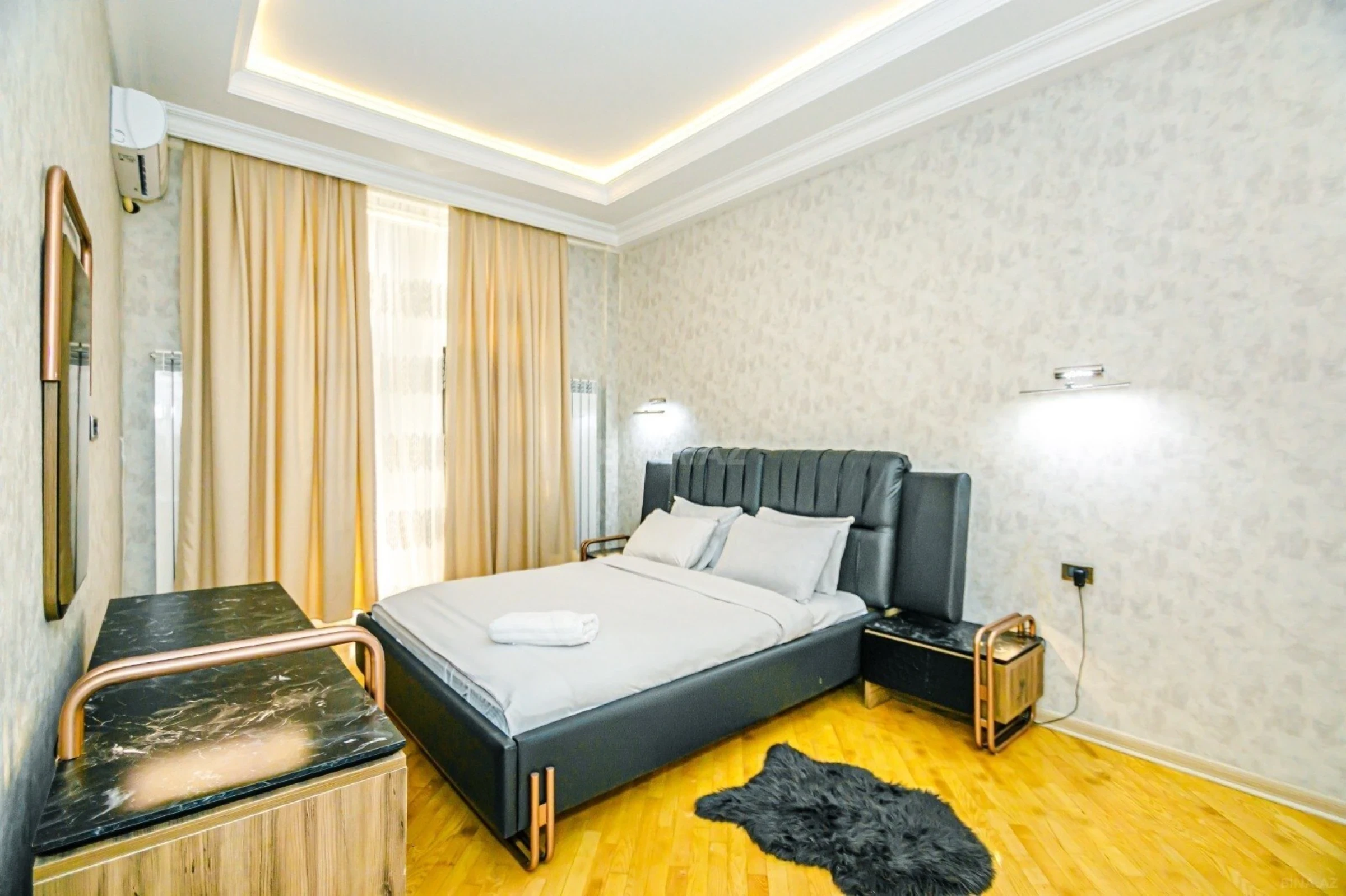Kirayə verilir 6 otaqlı həyət evi 250 m²