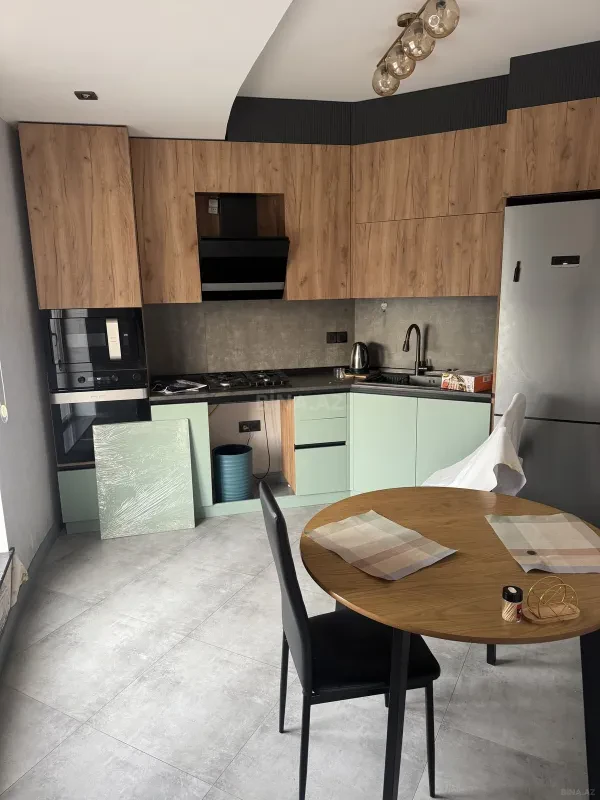 Kirayə verilir 3 otaqlı mənzil 100 m²