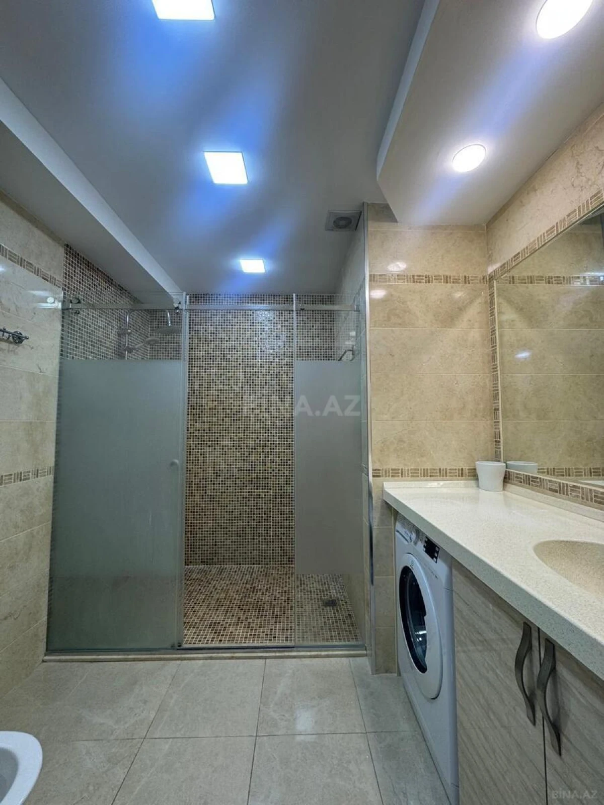 Satılır 2 otaqlı mənzil 70 m²
