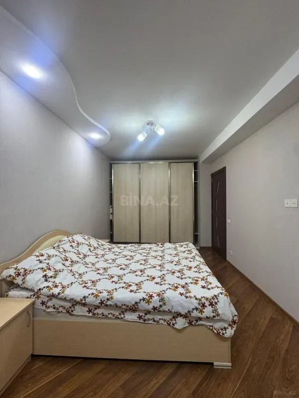 Satılır 2 otaqlı mənzil 70 m²