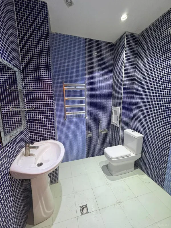 Satılır 2 otaqlı mənzil 58 m²