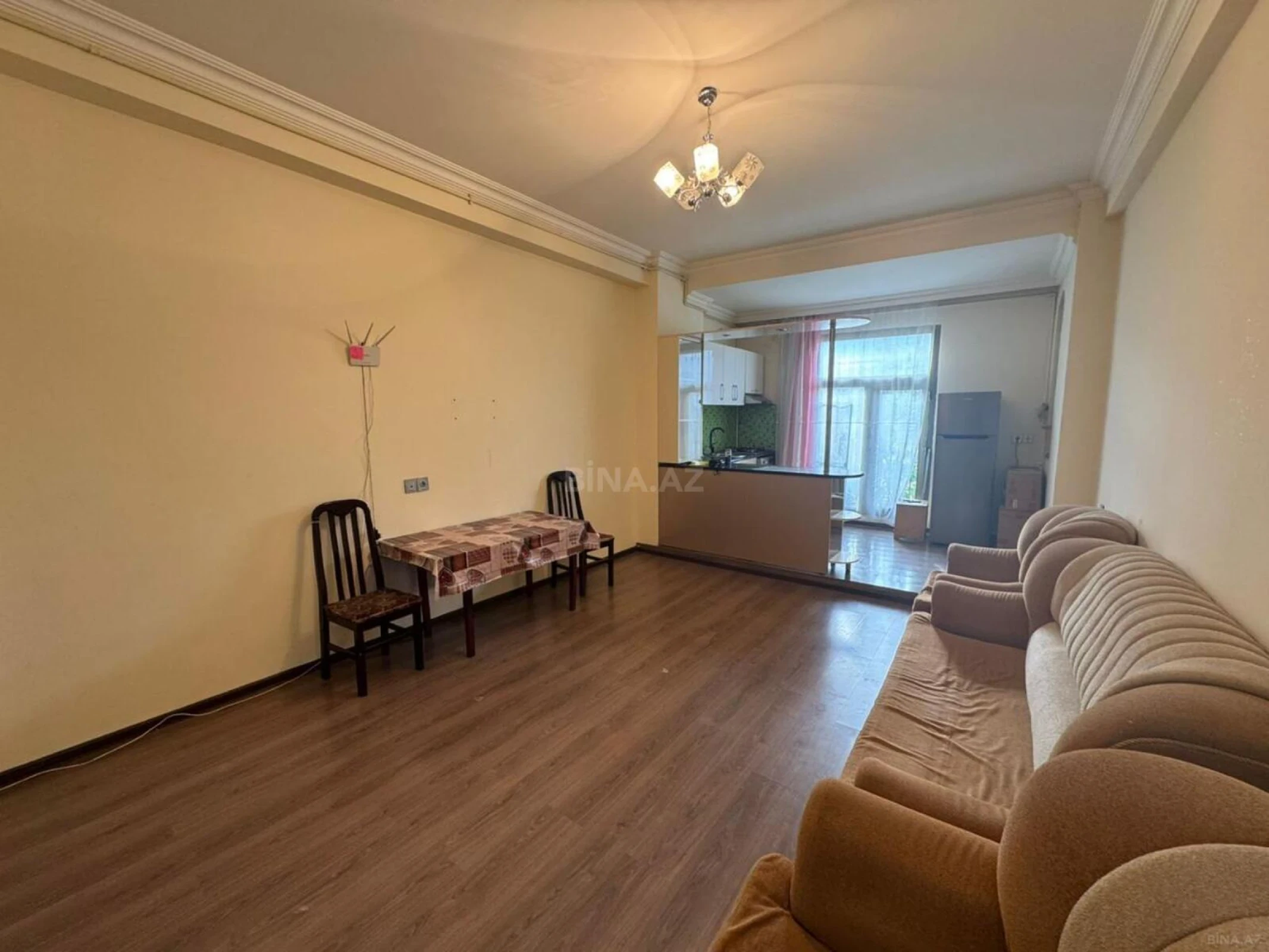 Satılır 2 otaqlı mənzil 58 m²