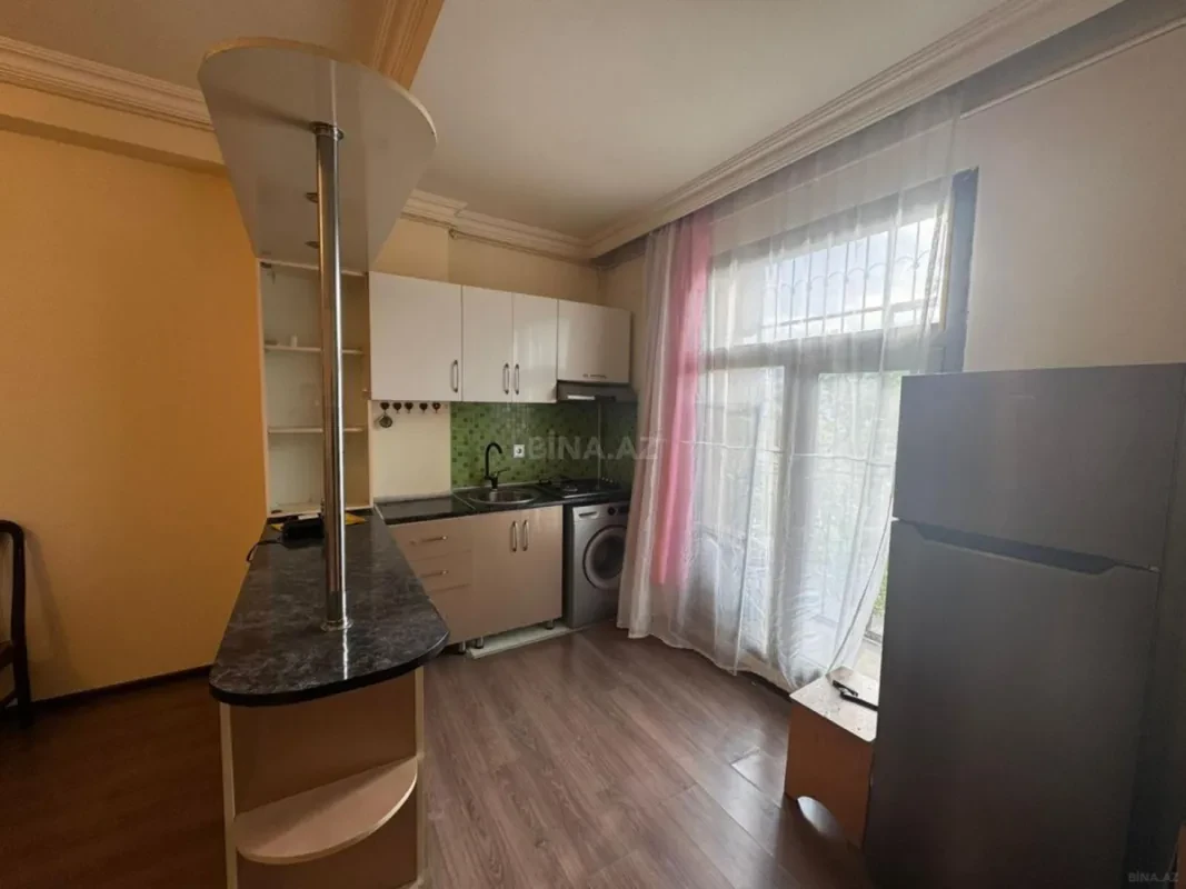 Satılır 2 otaqlı mənzil 58 m²