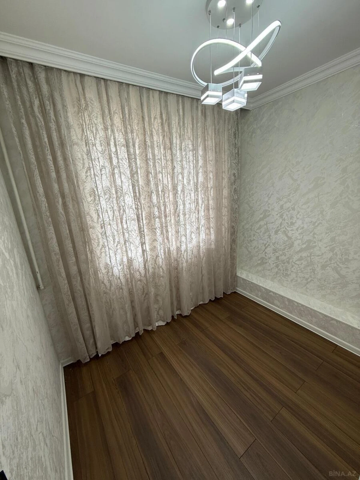 Satılır 3 otaqlı mənzil 50 m²