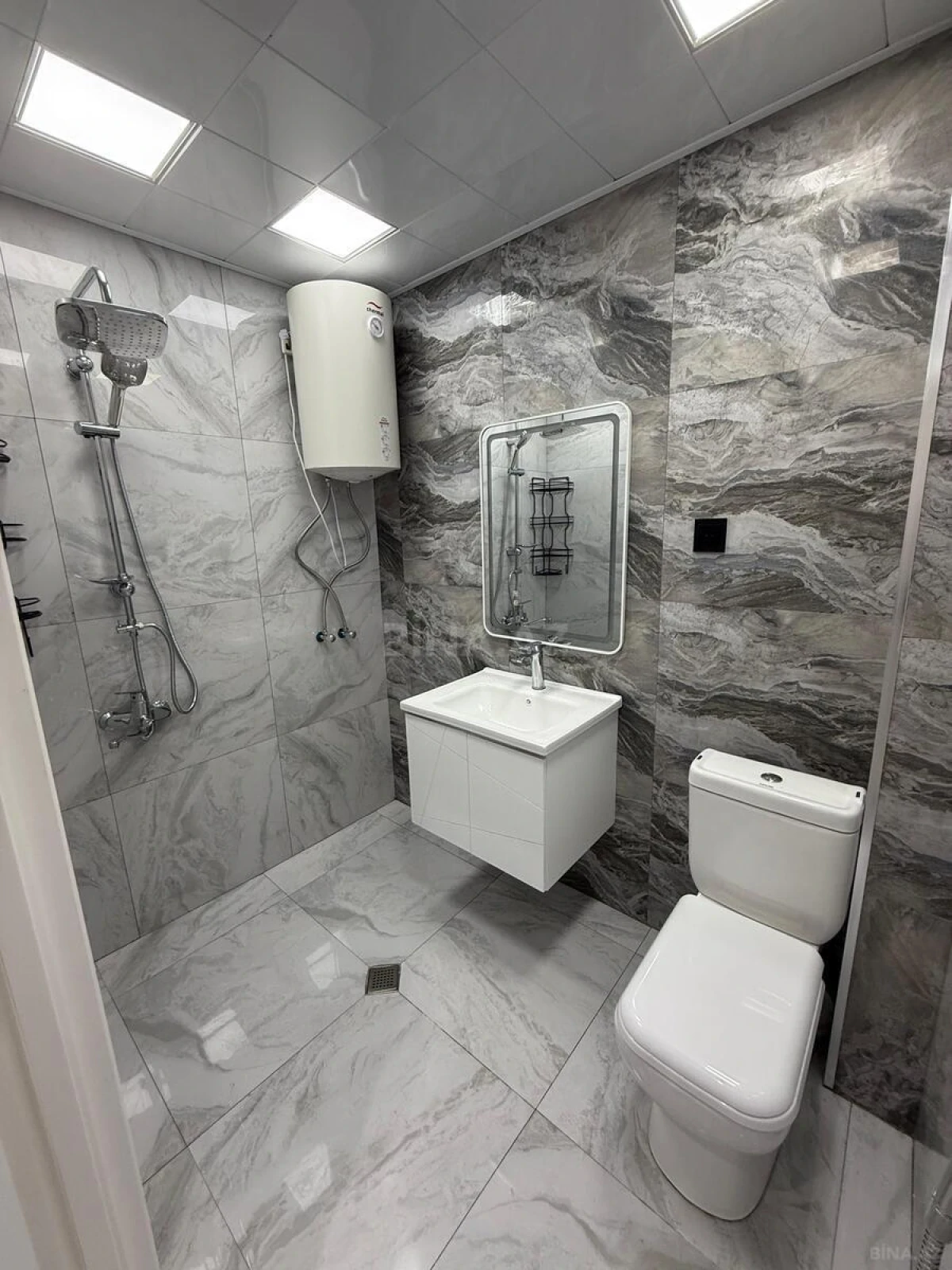 Satılır 3 otaqlı mənzil 50 m²
