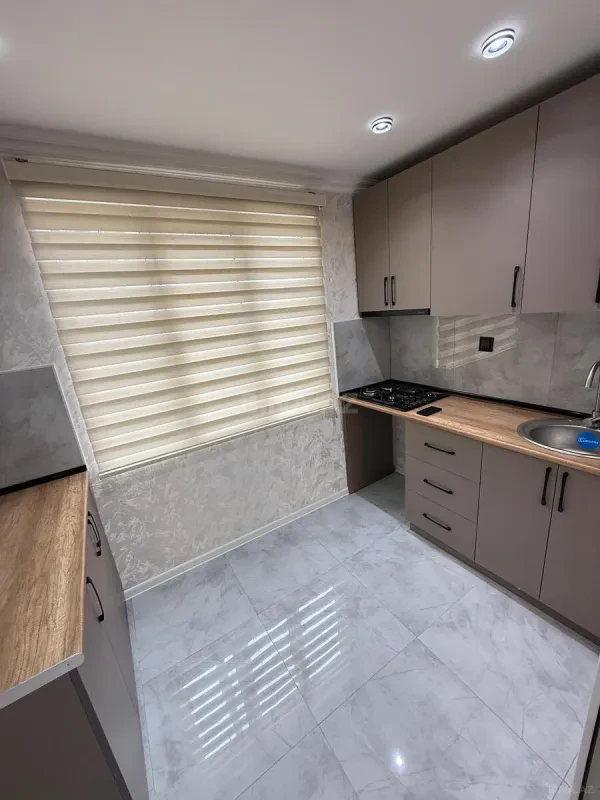 Satılır 3 otaqlı mənzil 50 m²