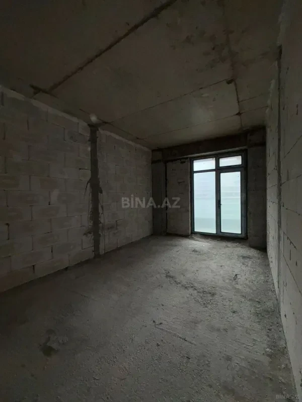 Satılır 3 otaqlı mənzil 150 m²