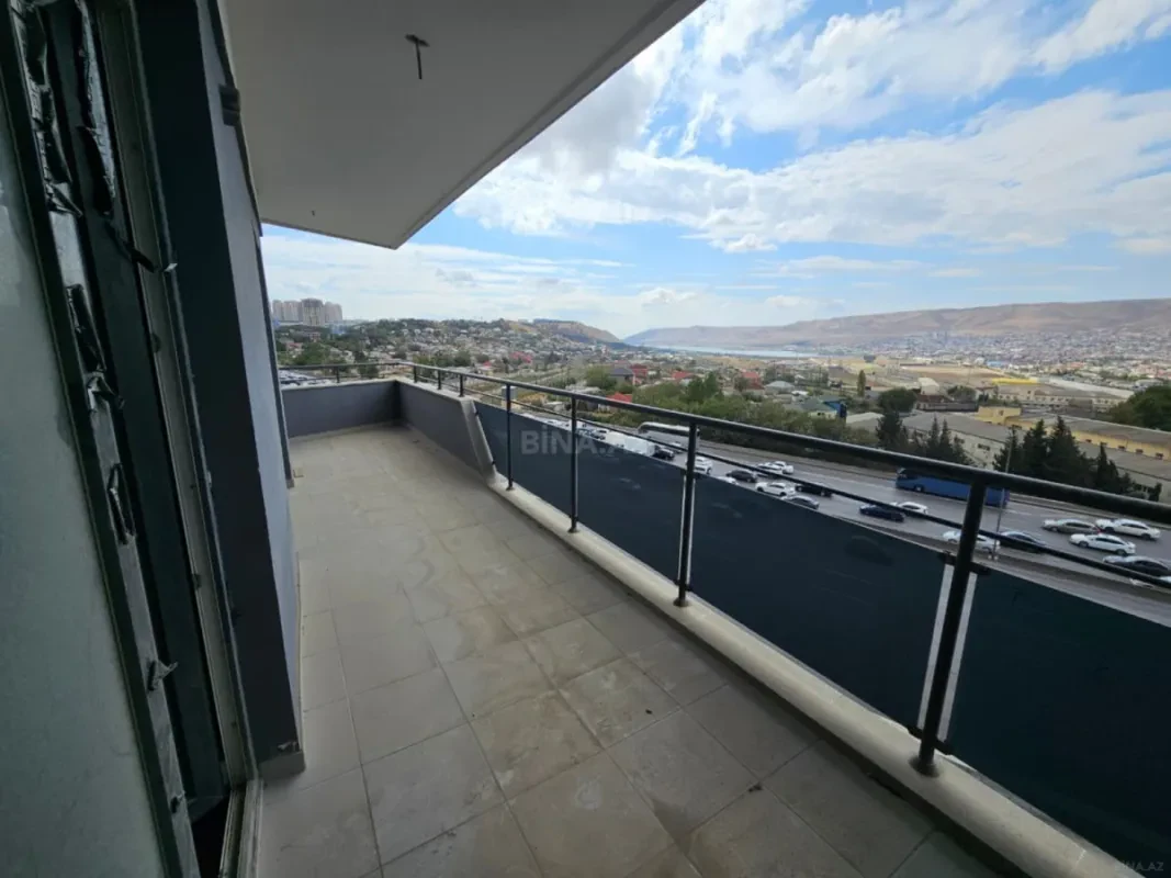 Satılır 4 otaqlı mənzil 166.5 m²
